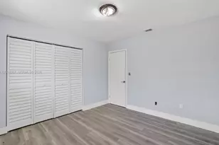2276 W 56th St, Hialeah, FL 33016 - Photo 13