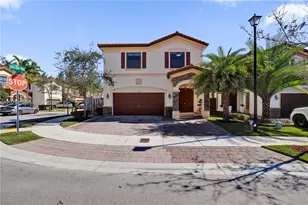 8895 NW 100th Pl, Doral, FL 33178 - Photo 35