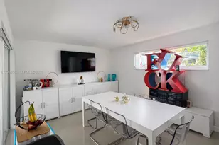 8085 NW 21st St, Sunrise, FL 33322 - Photo 1