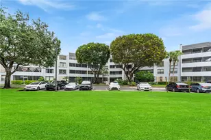 10852 N Kendall Dr, Miami, FL 33176 - Photo 25