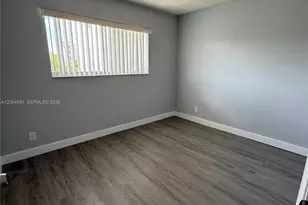 8710 N Sherman Cir, Miramar, FL 33025 - Photo 7