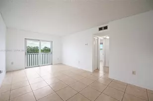 9915 W Okeechobee Rd, Hialeah Gardens, FL 33016 - Photo 15