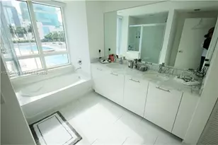 [Address not provided], Miami, FL 33131 - Photo 5