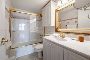 5601 Collins Ave, Miami Beach, FL 33140 - Photo 23