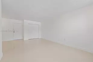 9440 W Flagler St, Miami, FL 33174 - Photo 7