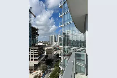 851 NE 1st Ave #1204, Miami, FL 33132 - Photo 9