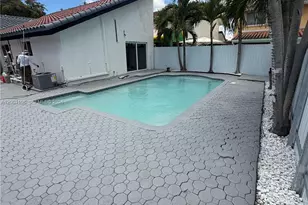 8981 SW 5th Ln, Miami, FL 33174 - Photo 15