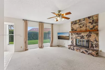 12769 Meadowbreeze Dr, Wellington, FL 33414 - Photo 13