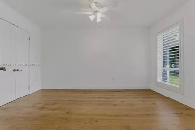 9870 SW 96th St, Miami, FL 33176 - Photo 23