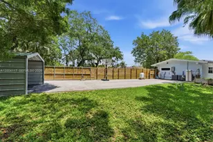9870 SW 96th St, Miami, FL 33176 - Photo 31