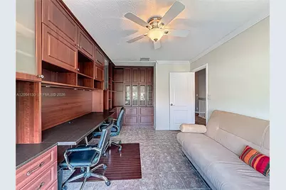 781 NE 195th St, Miami, FL 33179 - Photo 31