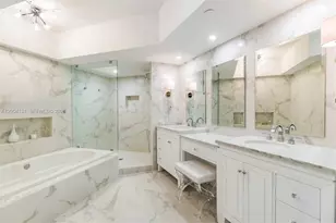 20191 E Country Club Dr, Aventura, FL 33180 - Photo 5