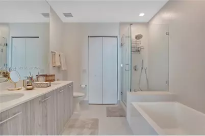 501 NE 31st St #PH4102, Miami, FL 33137 - Photo 27