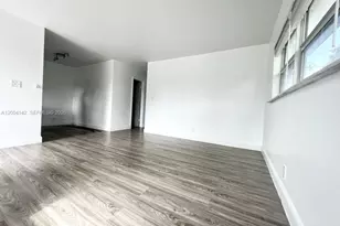 749 SE 15th St, Fort Lauderdale, FL 33316 - Photo 3