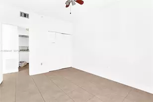 10730 NW 66th St, Doral, FL 33178 - Photo 23