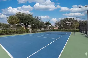 10730 NW 66th St, Doral, FL 33178 - Photo 39