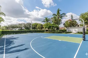 10730 NW 66th St, Doral, FL 33178 - Photo 41