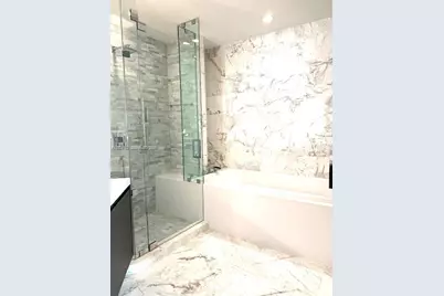 851 NE 1st Ave #2110, Miami, FL 33132 - Photo 7