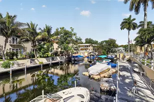 1820 Venice Park Dr, North Miami, FL 33181 - Photo 27