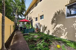 1820 Venice Park Dr, North Miami, FL 33181 - Photo 23