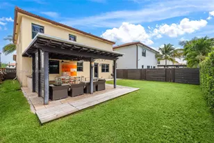 9890 NW 86th Terrace, Doral, FL 33178 - Photo 5