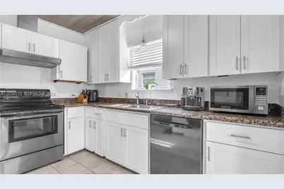 1313 NE 3rd St, Fort Lauderdale, FL 33301 - Photo 13