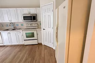 1947 SE 23rd Rd, Homestead, FL 33035 - Photo 9