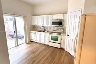 1947 SE 23rd Rd, Homestead, FL 33035 - Photo 9