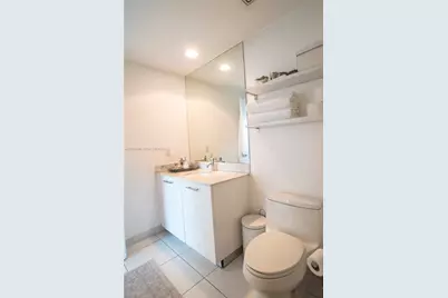 55 SE 6th St #2804, Miami, FL 33131 - Photo 7