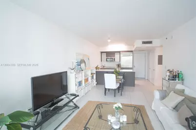 55 SE 6th St #2804, Miami, FL 33131 - Photo 5