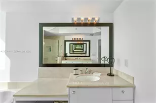 19400 Turnberry Way, Aventura, FL 33180 - Photo 25