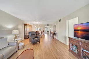 701 SW 128th Ave, Pembroke Pines, FL 33027 - Photo 3