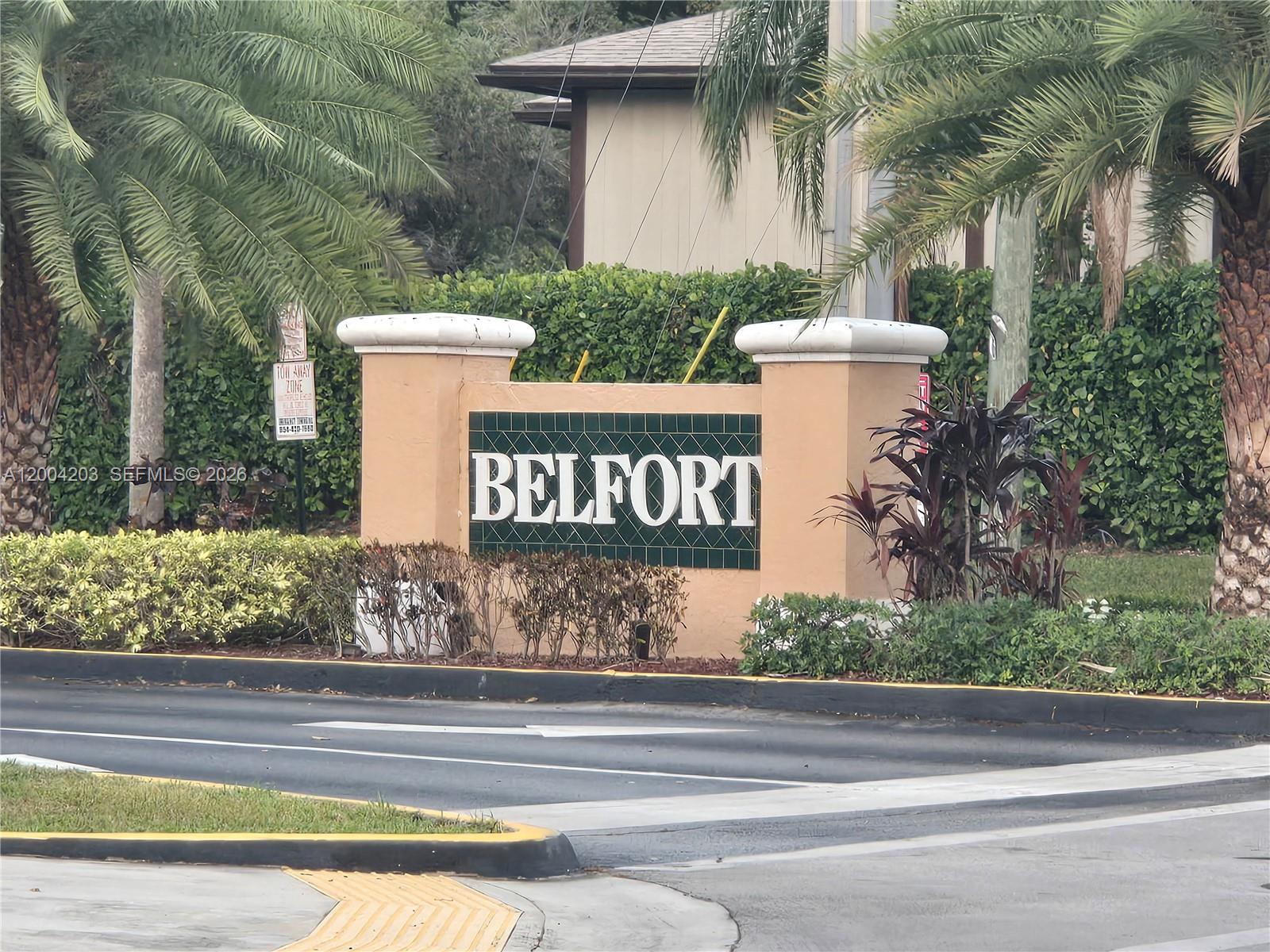 9610 S Belfort Cir #107 main architectural view