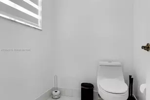 11462 NW 69th Terrace, Doral, FL 33178 - Photo 23