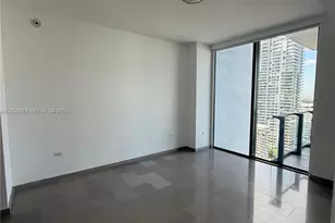 68 SE 6th St, Miami, FL 33131 - Photo 5