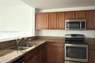 8900 NW 97th Ave, Doral, FL 33178 - Photo 9