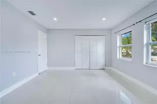 5222 SW 139th Pl, Miami, FL 33175 - Photo 9