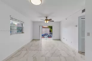 140 NW 14th Ave, Miami, FL 33125 - Photo 3