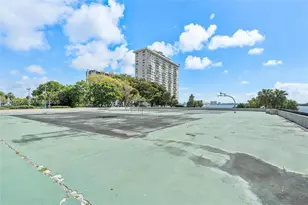 11113 Biscayne Blvd, Miami, FL 33181 - Photo 71