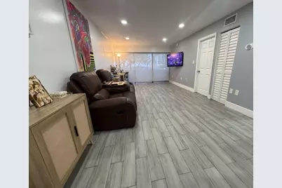 5767 Washington St #F1, Hollywood, FL 33023 - Photo 5