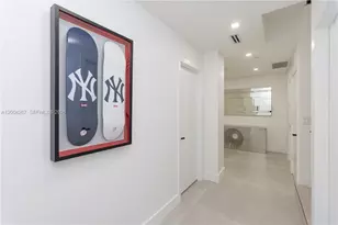 20191 E Country Club Dr, Aventura, FL 33180 - Photo 17