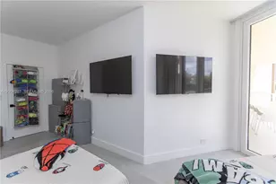 20191 E Country Club Dr, Aventura, FL 33180 - Photo 25