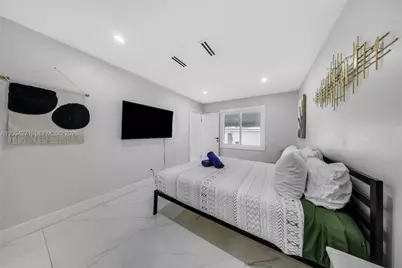 2612 SW 12th St, Miami, FL 33135 - Photo 21