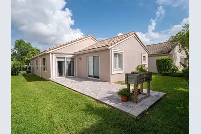 1524 Canary Island Dr, Weston, FL 33327 - Photo 17