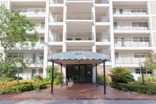 3250 N Palm Aire Dr, Pompano Beach, FL 33069 - Photo 25