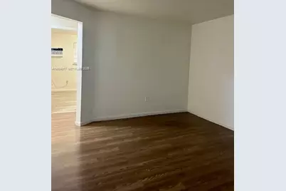15 NW 70th St #17, Miami, FL 33150 - Photo 5