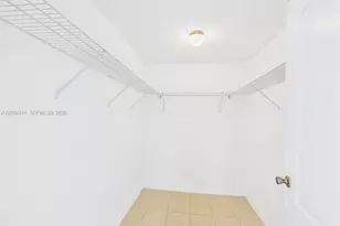 425 NE 30th St, Miami, FL 33137 - Photo 15