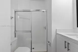 1442 SE 26th Ave, Homestead, FL 33035 - Photo 17