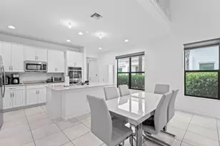 10105 NW Brickhill Dr, Boca Raton, FL 33428 - Photo 9