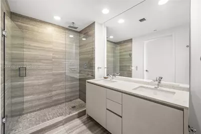1010 Brickell Ave #3904, Miami, FL 33131 - Photo 13